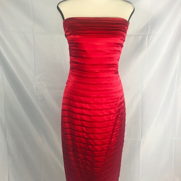 Tadashi Shoji Silk, Red, Strapless, Pleated Dress - Picture 2 of 5